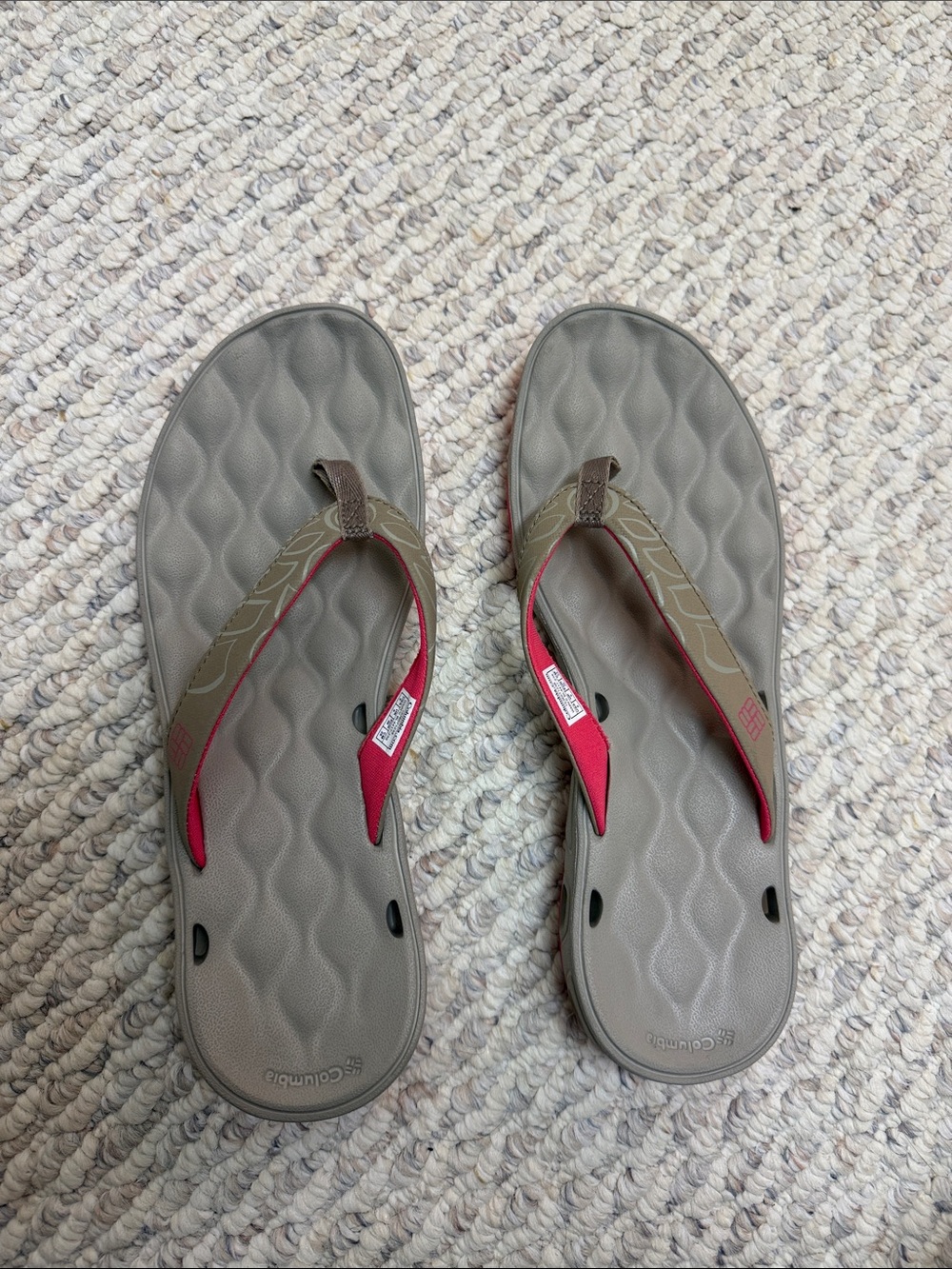 Women’s Columbia flip flop sandals